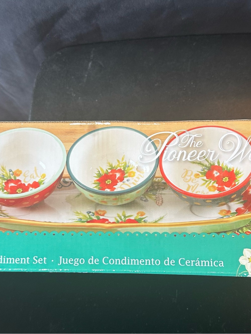 The Pioneer Woman Floral Ceramic Condiment Bowl Set - Red / Green / Cream / Blue
